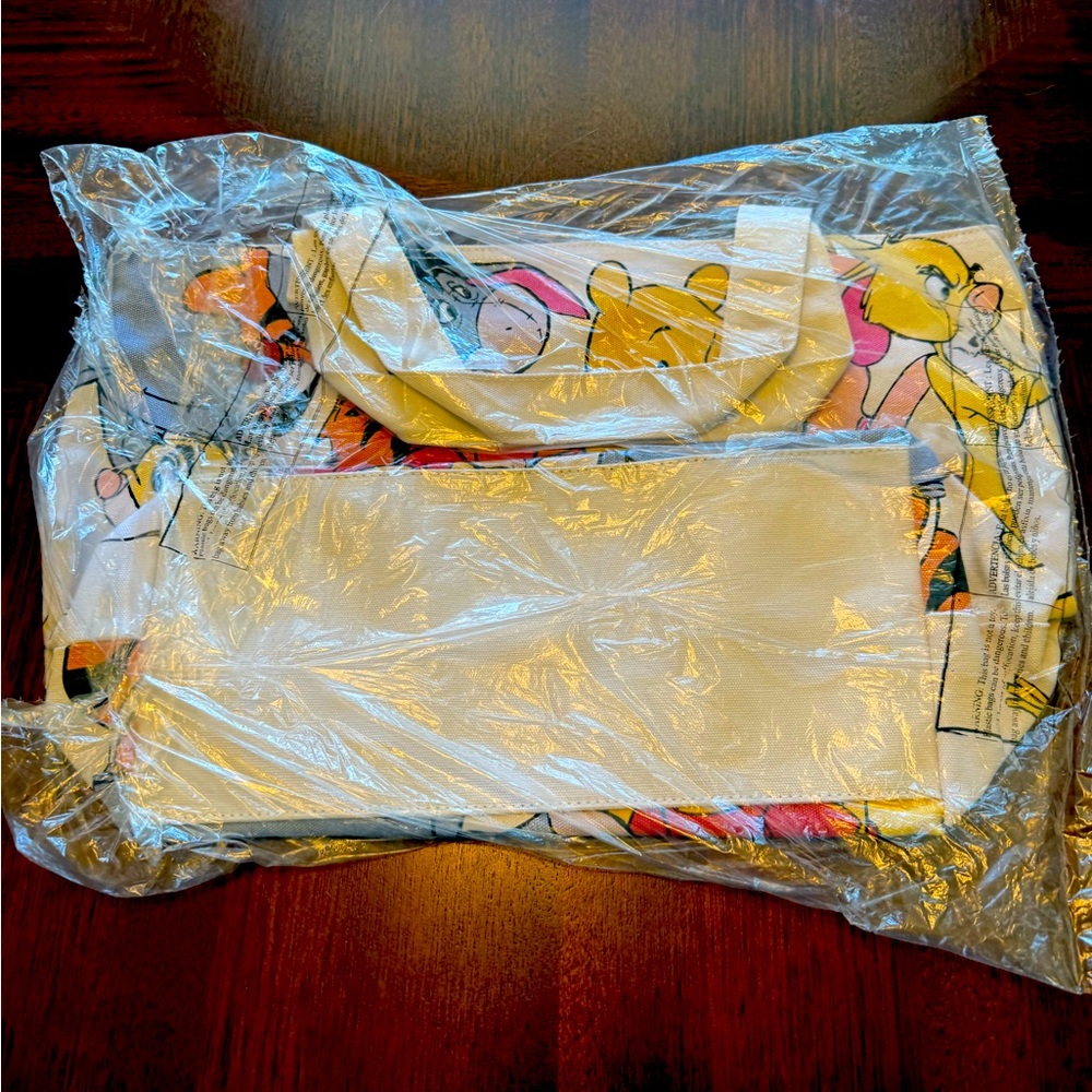 Walt Disney tote, Winnie the Pooh canvas tote. Brand new with tags - Picture 5 of 6